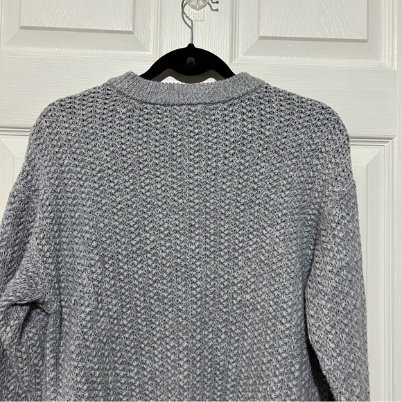 💗 Universal Thread - Women’s Knitted Sweater - Picture 8 of 10